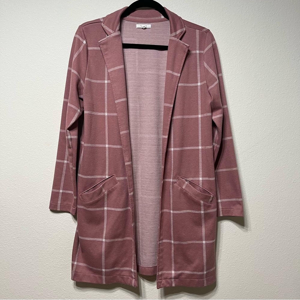 Maurice’s Medium Blush Pink and White Collard Cardigan